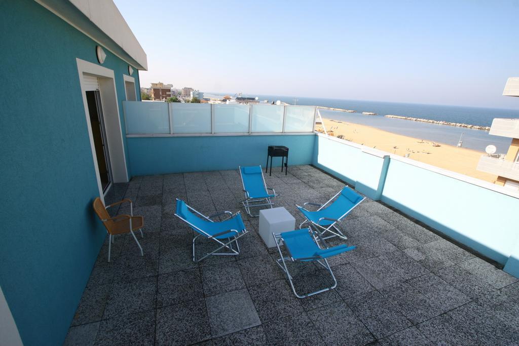 Residence Beach Paradise リミニ エクステリア 写真
